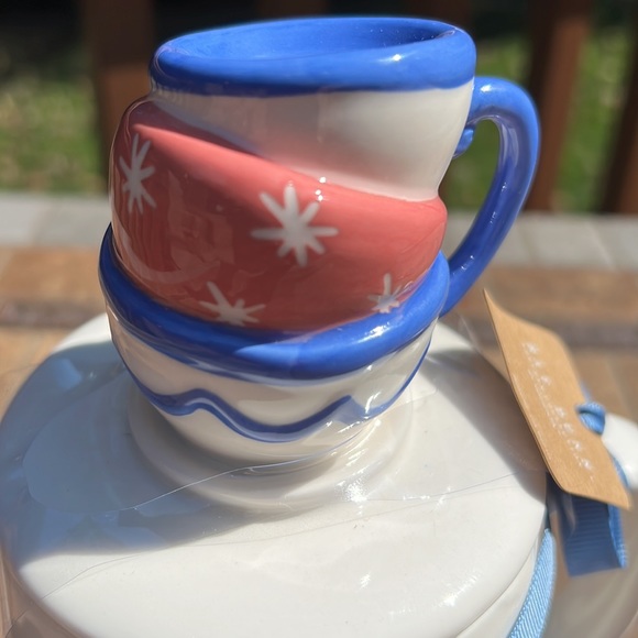 New Rae Dunn MAD TEA PARTY  ALICE in Wonderland Mug with Topper - Picture 3 of 7